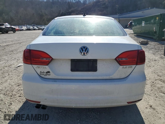 2013 Volkswagen Jetta SE с VIN 3VWDP7AJ9DM286833, выставлен на аукционе Copart как лот 48460615 с пробегом 132 035 миль миль и Списание • Salvage title. История ставок и продаж доступна на DreamBid. Изображение 6.