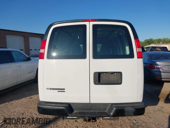 2012 Chevrolet Express Cargo Van with VIN 1GCWGFFA1C1147791, listed as a IAAI auction lot 41993608 with 206,853 mi miles. Bid and sale history available at carsss.com. Image 16.