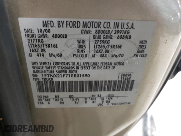 2001 Ford F-250 XL with VIN 1FTNX21F71EB01590, listed as a Copart auction lot 53720615 with 344,588 mi miles and Salvage Title. Bid and sale history available at DreamBid. Image 12.