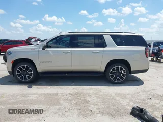 2022 Chevrolet Suburban RST with VIN 1GNSCEKD9NR230711, listed as a IAAI auction lot 42086329 with 115,792 mi miles and . Bid and sale history available at DreamBid. Image 15.