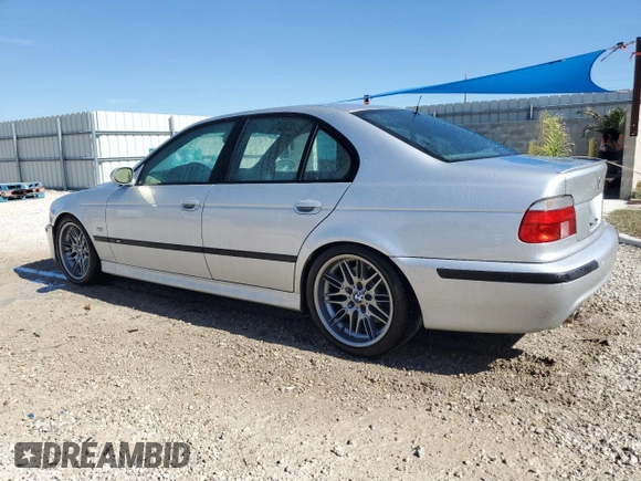 2000 BMW M5 z VIN WBSDE9342YBZ96884, wystawiony jako Copart lot #81061134 z przebiegiem 144 475 mil mil oraz Nie do naprawy • Non repairable. Historia ofert i sprzedaży dostępna na DreamBid. Obrazek 2.