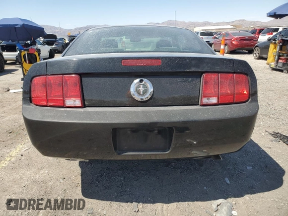 2008 Ford Mustang Deluxe with VIN 1ZVHT80N585161640, listed as a Copart auction lot 58760115 with 137,333 mi miles and Salvage title. Bid and sale history available at DreamBid. Image 6.