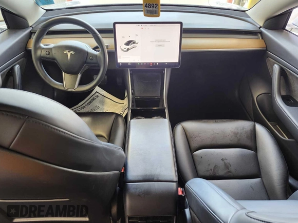 2020 Tesla Model 3 Long Range z VIN 5YJ3E1EB0LF636678, wystawiony jako IAAI lot #42575821 z przebiegiem 65 515 mil mil oraz . Historia ofert i sprzedaży dostępna na DreamBid. Obrazek 5.