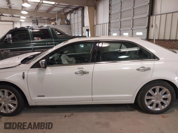 2012 Lincoln MKZ Hybrid with VIN 3LNDL2L38CR825066, listed as a IAAI auction lot 41288153 with 107,415 mi miles and . Bid and sale history available at DreamBid. Image 14.