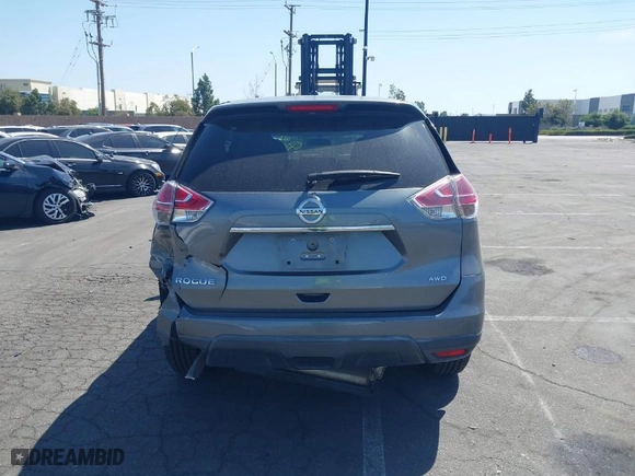 2015 Nissan Rogue SV with VIN 5N1AT2MK7FC770007, listed as a IAAI auction lot 41923287 with 111,034 mi miles. Bid and sale history available at carsss.com. Image 16.