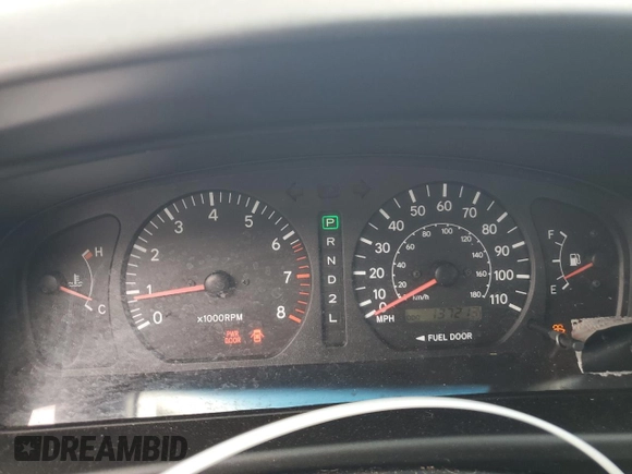2000 Toyota Sienna LE with VIN 4T3ZF13C3YU284605, listed as a Copart auction lot 79405404 with 137,213 mi miles and Salvage Title. Bid and sale history available at carsss.com. Image 9.