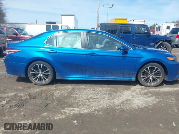 2020 Toyota Camry SE z VIN 4T1G11BK9LU016562, wystawiony jako IAAI lot #41954944 z przebiegiem 59 817 mil mil oraz . Historia ofert i sprzedaży dostępna na DreamBid. Obrazek 13.