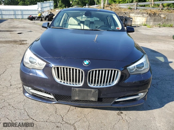 2012 BMW 5 Series Gran Turismo 550i xDrive with VIN WBASP4C54CC899853, listed as a Copart auction lot 62847714 with 141,034 mi miles and Salvage Title. Bid and sale history available at carsss.com. Image 5.