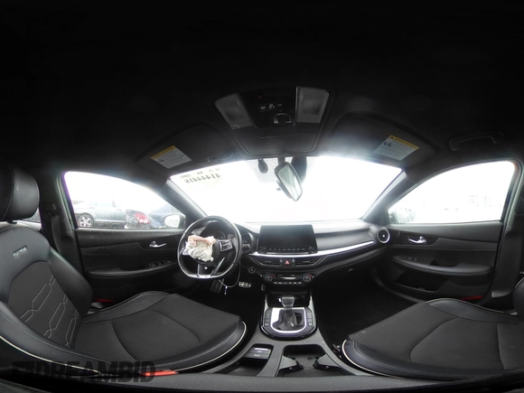 2023 Kia Forte GT-Line z VIN 3KPF54AD8PE602683, wystawiony jako IAAI lot #41444418 z przebiegiem 52 229 mil mil oraz . Historia ofert i sprzedaży dostępna na DreamBid. Obrazek 18.