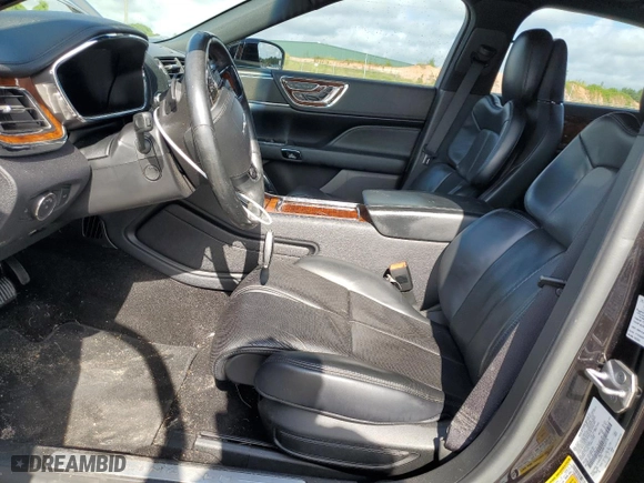 2019 Lincoln Continental Select with VIN 1LN6L9SK8K5605776, listed as a Copart auction lot 62071464 with 55,379 mi miles and Salvage Title. Bid and sale history available at carsss.com. Image 7.