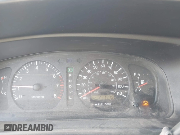 2000 Toyota Sienna LE with VIN 4T3ZF13C2YU183815, listed as a IAAI auction lot 42462319 with 217,175 mi miles and . Bid and sale history available at DreamBid. Image 7.