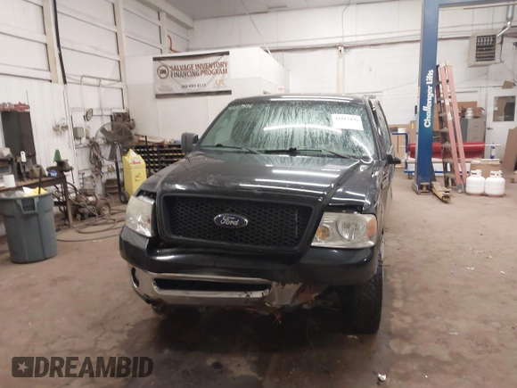 2006 Ford F-150 XLT with VIN 1FTPX14V26NA84341, listed as a IAAI auction lot 41113436 with 179,361 mi miles. Bid and sale history available at carsss.com. Image 12.