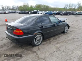 2003 BMW 3 Series 325xi z VIN WBAEU33423PM56083, wystawiony jako IAAI lot #42151823 z przebiegiem 206 881 mil mil oraz . Historia ofert i sprzedaży dostępna na DreamBid. Obrazek 4.