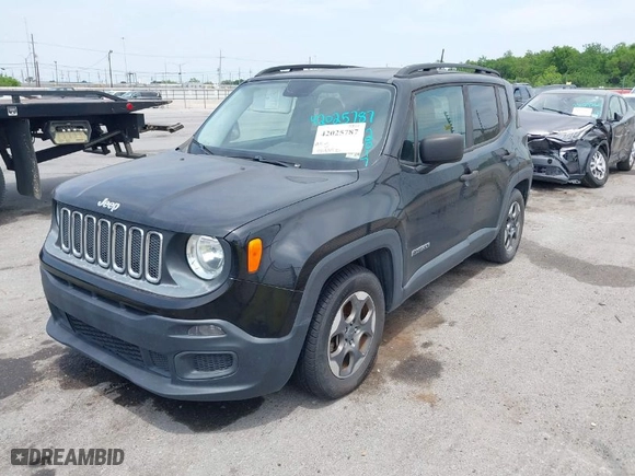 2017 Jeep Renegade Sport with VIN ZACCJAAB8HPF18198, listed as a IAAI auction lot 42025787 with 100,564 mi miles. Bid and sale history available at carsss.com. Image 14.