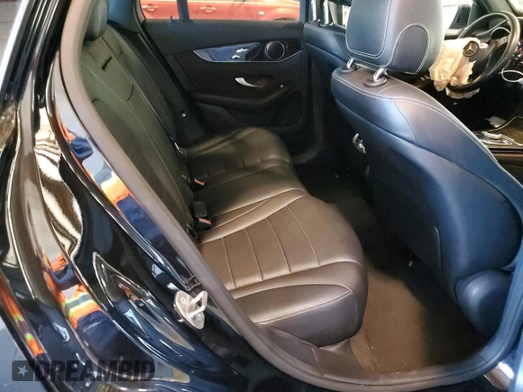 2017 Mercedes-Benz GLC with VIN WDC0G4JB4HF141109, listed as a Copart auction lot 61397772 with 44,392 mi miles. Bid and sale history available at carsss.com. Image 6.