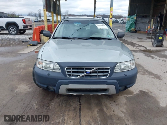 2005 Volvo XC70 with VIN YV1SZ592251196728, listed as a IAAI auction lot 41911635 with 140,228 mi miles and . Bid and sale history available at DreamBid. Image 6.