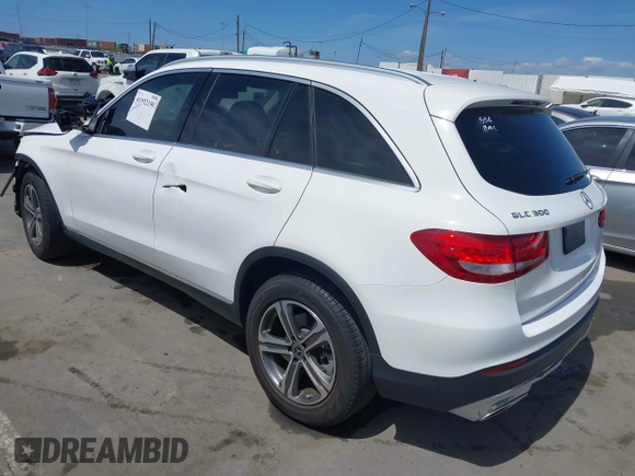 2019 Mercedes-Benz GLC 300 z VIN WDC0G4JB4KV186998, wystawiony jako IAAI lot #41932159 z przebiegiem 62 780 mil mil oraz . Historia ofert i sprzedaży dostępna na DreamBid. Obrazek 3.