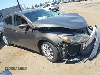 2016 Nissan Altima S z VIN 1N4AL3AP2GN313918, wystawiony jako IAAI lot #42193079 z przebiegiem 111 007 mil mil oraz . Historia ofert i sprzedaży dostępna na DreamBid. Obrazek 1.