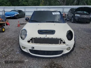 2010 MINI Hardtop S with VIN WMWMF7C5XATW89025, listed as a Copart auction lot 56106705 with 141,216 mi miles and Salvage title. Bid and sale history available at DreamBid. Image 5.