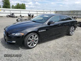 2019 Jaguar XJ R-Sport с VIN SAJWJ1CD6K8W20692, выставлен на аукционе Copart как лот 60749245 с пробегом 25 056 миль миль и Списание • Salvage title. История ставок и продаж доступна на DreamBid. Изображение 1.