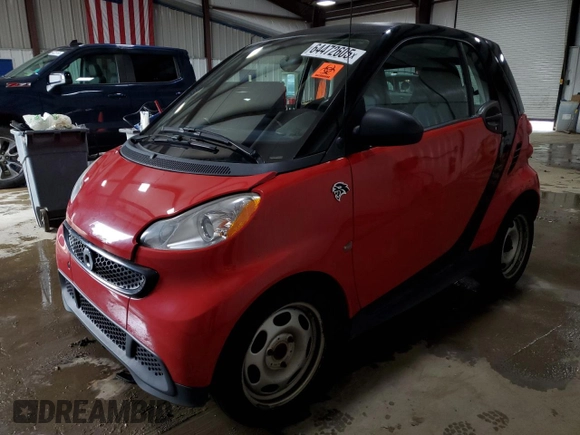 2015 Smart fortwo Passion with VIN WMEEJ3BA0FK797374, listed as a Copart auction lot 64472605 with 135,576 mi miles and Clean title. Bid and sale history available at DreamBid. Image 1.
