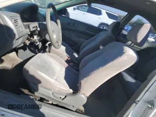 2000 Honda Civic DX z VIN 1HGEJ6225YL080394, wystawiony jako Copart lot #73515634 z przebiegiem 141 139 mil mil oraz Szkoda całkowita • Salvage title. Historia ofert i sprzedaży dostępna na DreamBid. Obrazek 7.