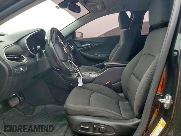 2018 Chevrolet Malibu LT z VIN 1G1ZD5ST5JF113062, wystawiony jako Copart lot #56351525 z przebiegiem 157 342 mil mil oraz Szkody całkowita. Historia ofert i sprzedaży dostępna na DreamBid. Obrazek 7.