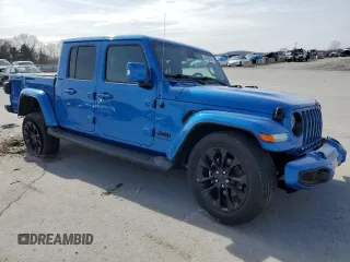 2022 Jeep Gladiator Overland with VIN 1C6HJTFG6NL124535, listed as a Copart auction lot 45988595 with 17,151 mi miles and Salvage title. Bid and sale history available at DreamBid. Image 4.