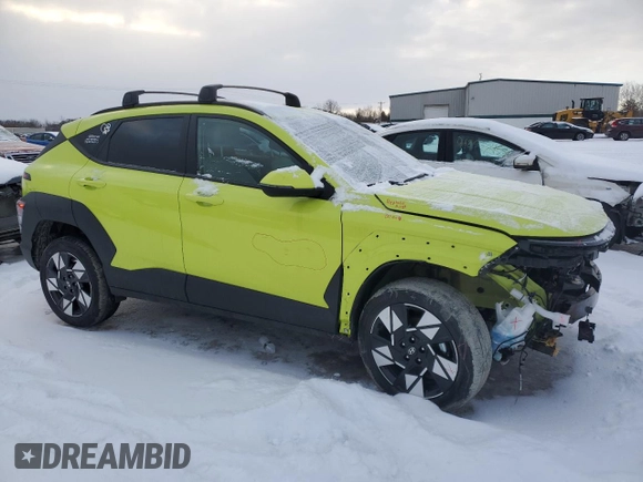 2024 Hyundai Kona SEL with VIN KM8HCCAB0RU072233, listed as a Copart auction lot 42300595 with 6,292 mi miles and Salvage Title. Bid and sale history available at carsss.com. Image 4.