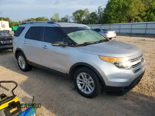 2011 Ford Explorer XLT z VIN 1FMHK7D8XBGA92536, wystawiony jako Copart lot #52979635 z przebiegiem 260 753 mil mil oraz Szkoda całkowita • Salvage title. Historia ofert i sprzedaży dostępna na DreamBid. Obrazek 4.