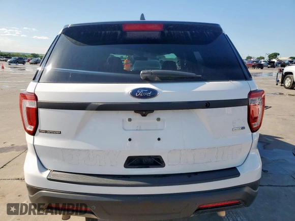 2018 Ford Police Interceptor Utility с VIN 1FM5K8AR0JGA72641, выставлен на аукционе Copart как лот 54064545 с пробегом 104 638 миль миль и Списание • Salvage title. История ставок и продаж доступна на DreamBid. Изображение 6.