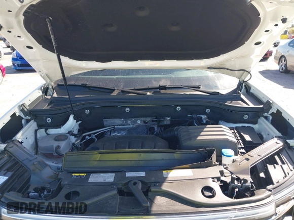 2024 Volkswagen Atlas SE с VIN 1V2JR2CA6RC551229, выставлен на аукционе IAAI как лот 41473599 с пробегом 10 243 миль миль и . История ставок и продаж доступна на DreamBid. Изображение 10.