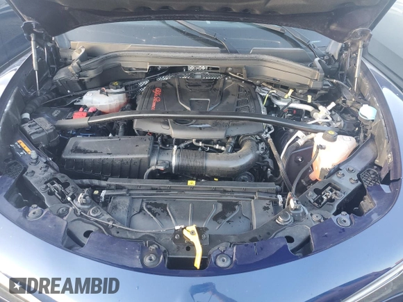 2020 Alfa Romeo Stelvio Sport z VIN ZASPAJAN8L7C91197, wystawiony jako Copart lot #74494494 z przebiegiem Nie podano mil oraz Nie do naprawy • Non repairable. Historia ofert i sprzedaży dostępna na DreamBid. Obrazek 12.