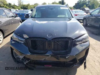 2022 BMW X4 M z VIN 5YM23EC04N9N34444, wystawiony jako Copart lot #65445883 z przebiegiem 7632 mil mil oraz . Historia ofert i sprzedaży dostępna na DreamBid. Obrazek 5.