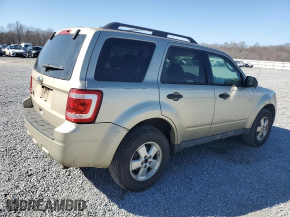 2011 Ford Escape XLT with VIN 1FMCU0D72BKA34517, listed as a Copart auction lot 48661095 with 226,515 mi miles and Salvage Title. Bid and sale history available at carsss.com. Image 3.