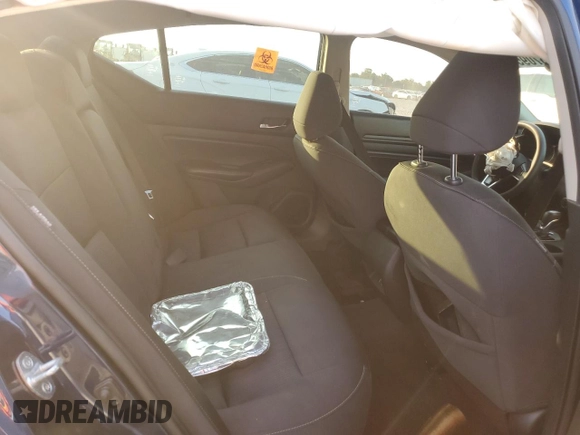 2019 Nissan Altima S z VIN 1N4BL4BV3KC231515, wystawiony jako Copart lot #57095725 z przebiegiem 139 043 mil mil oraz Nie do naprawy • Non repairable. Historia ofert i sprzedaży dostępna na DreamBid. Obrazek 10.