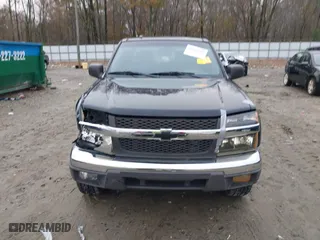 2005 Chevrolet Colorado 1SF LS Z71 with VIN 1GCDT136258273240, listed as a IAAI auction lot 41107257 with 251,788 mi miles. Bid and sale history available at carsss.com. Image 12.