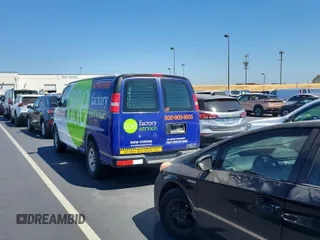 2012 Chevrolet Express Cargo z VIN 1GCSGAFX9C1137368, wystawiony jako IAAI lot #42619588 z przebiegiem 226 230 mil mil oraz . Historia ofert i sprzedaży dostępna na DreamBid. Obrazek 43.