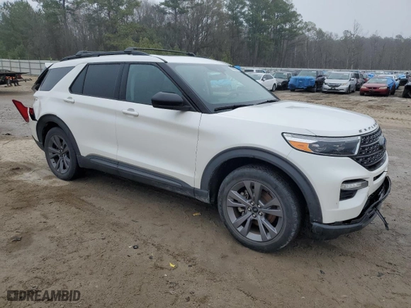 2022 Ford Explorer XLT with VIN 1FMSK7DH3NGA09409, listed as a Copart auction lot 45080265 with 48,141 mi miles and Salvage Title. Bid and sale history available at carsss.com. Image 4.
