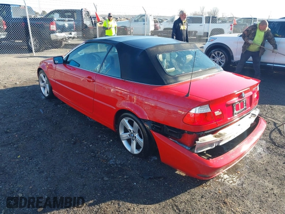 2006 BMW 3 Series 325Ci with VIN WBABW33486PX86165, listed as a IAAI auction lot 41719500 with 81,789 mi miles. Bid and sale history available at carsss.com. Image 3.