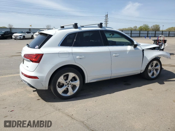 2021 Audi Q5 Premium Plus with VIN WA1BAAFYXM2051891, listed as a Copart auction lot 52320605 with 26,747 mi miles and Salvage Title. Bid and sale history available at carsss.com. Image 3.