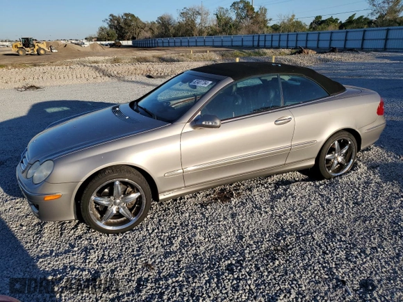 2007 Mercedes-Benz CLK 350 with VIN WDBTK56G47T074702, listed as a Copart auction lot 82407784 with Not Provided miles and Non Repairable. Bid and sale history available at DreamBid. Image 1.