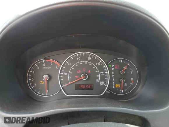2009 Suzuki SX4 Sport FWD z VIN JS2YC414496202360, wystawiony jako Copart lot #48233305 z przebiegiem 196 937 mil mil oraz Szkoda całkowita • Salvage title. Historia ofert i sprzedaży dostępna na DreamBid. Obrazek 9.