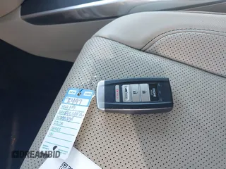 2019 Acura MDX w/Technology Pkg with VIN 5J8YD3H58KL009251, listed as a IAAI auction lot 41770589 with 19,693 mi miles. Bid and sale history available at carsss.com. Image 11.