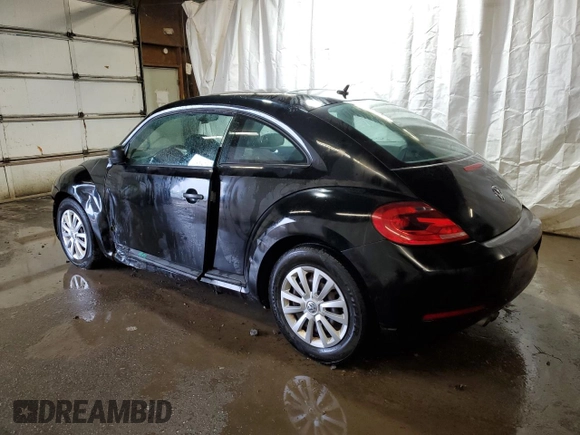 2012 Volkswagen Beetle Entry с VIN 3VWFP7AT2CM645108, выставлен на аукционе Copart как лот 57200665 с пробегом 190 185 миль миль и Списание • Salvage title. История ставок и продаж доступна на DreamBid. Изображение 2.