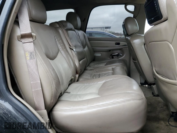 2003 GMC Yukon Denali z VIN 1GKEK63U43J263449, wystawiony jako Copart lot #53848345 z przebiegiem 144 280 mil mil oraz Szkody całkowita. Historia ofert i sprzedaży dostępna na DreamBid. Obrazek 11.