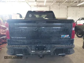 2022 Chevrolet Silverado 1500 Custom Trail Boss with VIN 3GCPDCED9NG512441, listed as a IAAI auction lot 41362293 with 31,303 mi miles and . Bid and sale history available at DreamBid. Image 17.