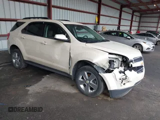 2013 Chevrolet Equinox LT z VIN 1GNALPEK9DZ129698, wystawiony jako IAAI lot #42413292 z przebiegiem 144 294 mil mil oraz . Historia ofert i sprzedaży dostępna na DreamBid. Obrazek 1.