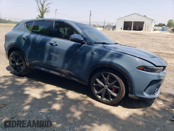 2024 Dodge Hornet R/T Plus with VIN ZACPDFDW5R3A14706, listed as a Copart auction lot 59737115 with 16,076 mi miles and Salvage title. Bid and sale history available at DreamBid. Image 4.