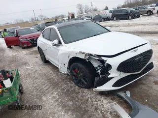 2022 Genesis G70 3.3T with VIN KMTG54TE0NU084062, listed as a IAAI auction lot 41334467 with 39,923 mi miles. Bid and sale history available at carsss.com. Image 1.